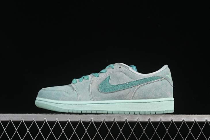 Picture of Air Jordan 1 LOW _SKUfw20096999374077885fw
